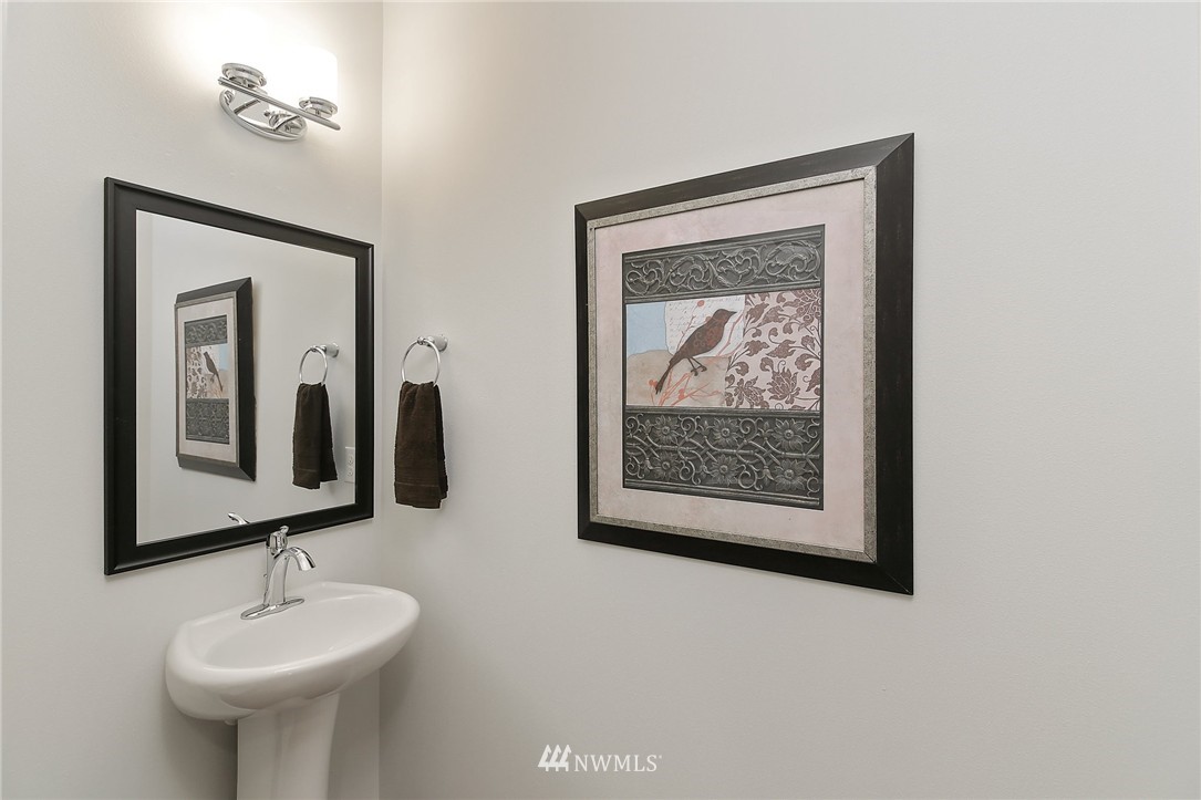 18908 179th Place Southeast Renton, WA 98058 - Photo 16 of 23 Gallery Image 16