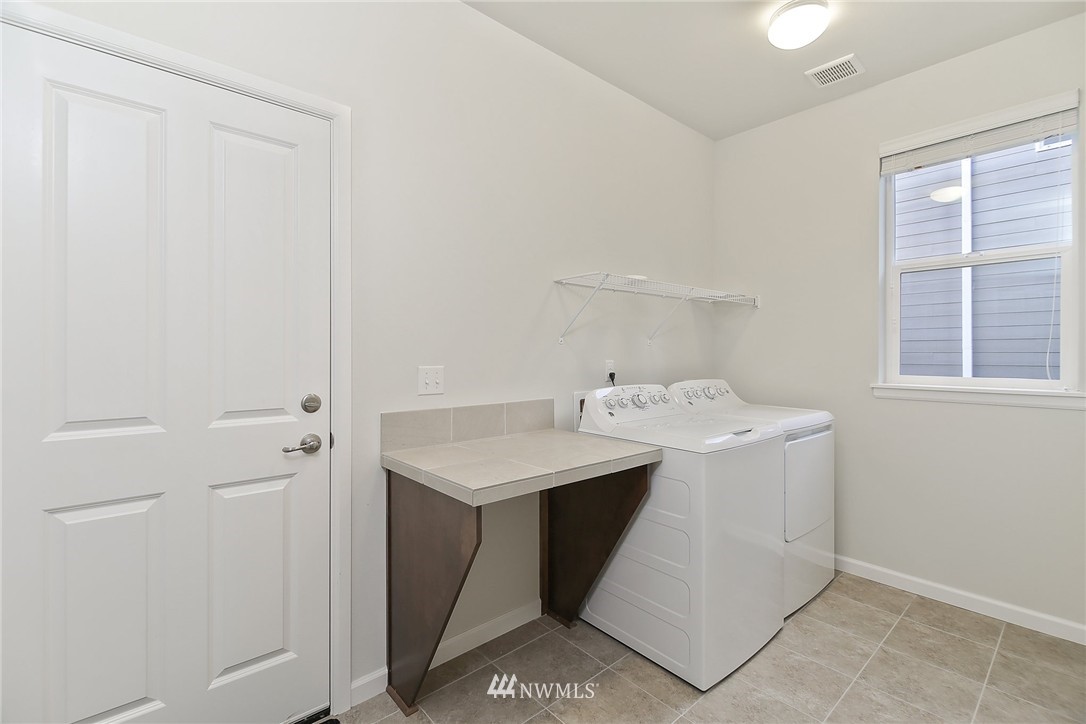 18908 179th Place Southeast Renton, WA 98058 - Photo 21 of 23 Gallery Image 21
