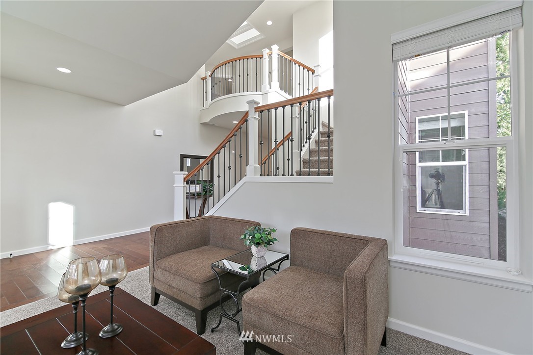18908 179th Place Southeast Renton, WA 98058 - Photo 9 of 23 Gallery Image 9