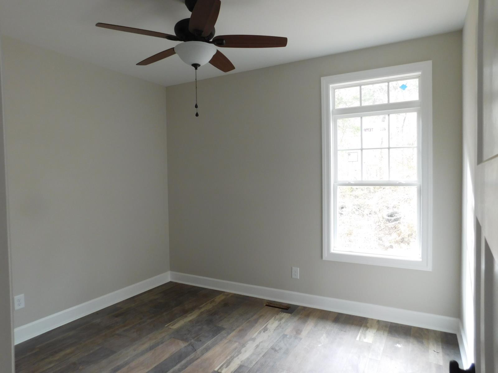 1431 Old Lake Road Lewisburg, TN 37091 - Photo 19 of 29 Gallery Image 19