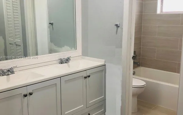 $5,500 | 930 Benevento Avenue, Unit 930, Coral Gables, FL 33146