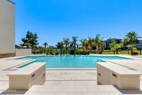 $895,000 | 8 Biltmore Estate, Unit 114, Phoenix, AZ 85016