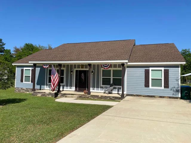 $288,000 | 12634 Northwest Twin Oaks Drive, Bristol, FL 32321