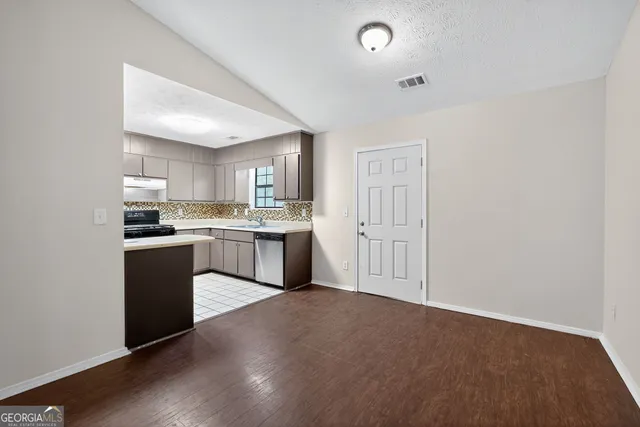 $214,900 | 5789 Dorian Court, Lithonia, GA 30058