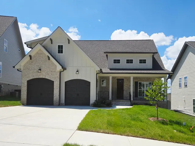 $639,900 | 9877 Trestle Circle, Unit 46, Ooltewah, TN 37363