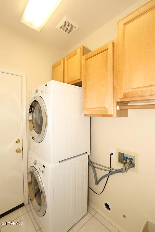 4625 East Swilling Road Phoenix, AZ 85050 - Photo 20 of 33 Laundry Room