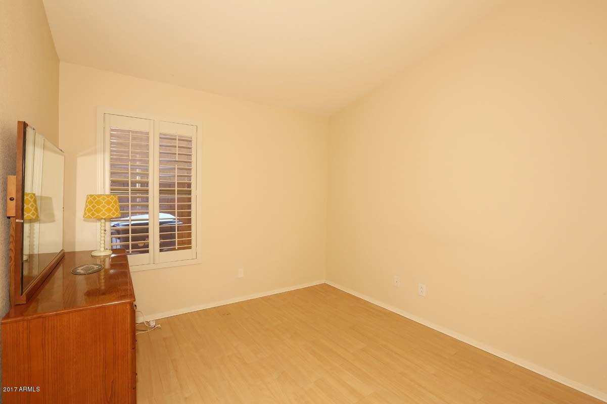 4625 East Swilling Road Phoenix, AZ 85050 - Photo 21 of 33 2nd Bedroom