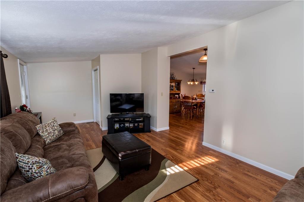128 Amend Road Uniontown, PA 15401 - Photo 4 of 25