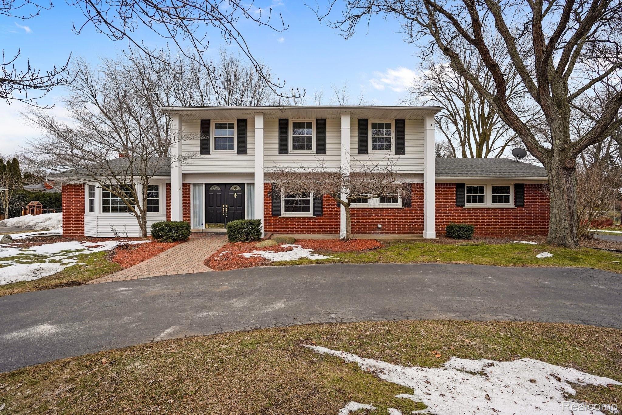 3763 Quarton Road Bloomfield Hills, MI 48302 - Photo 36 of 46 2-web-or-mls-3763 Quarton Bloomfield Twp - 37.jpg