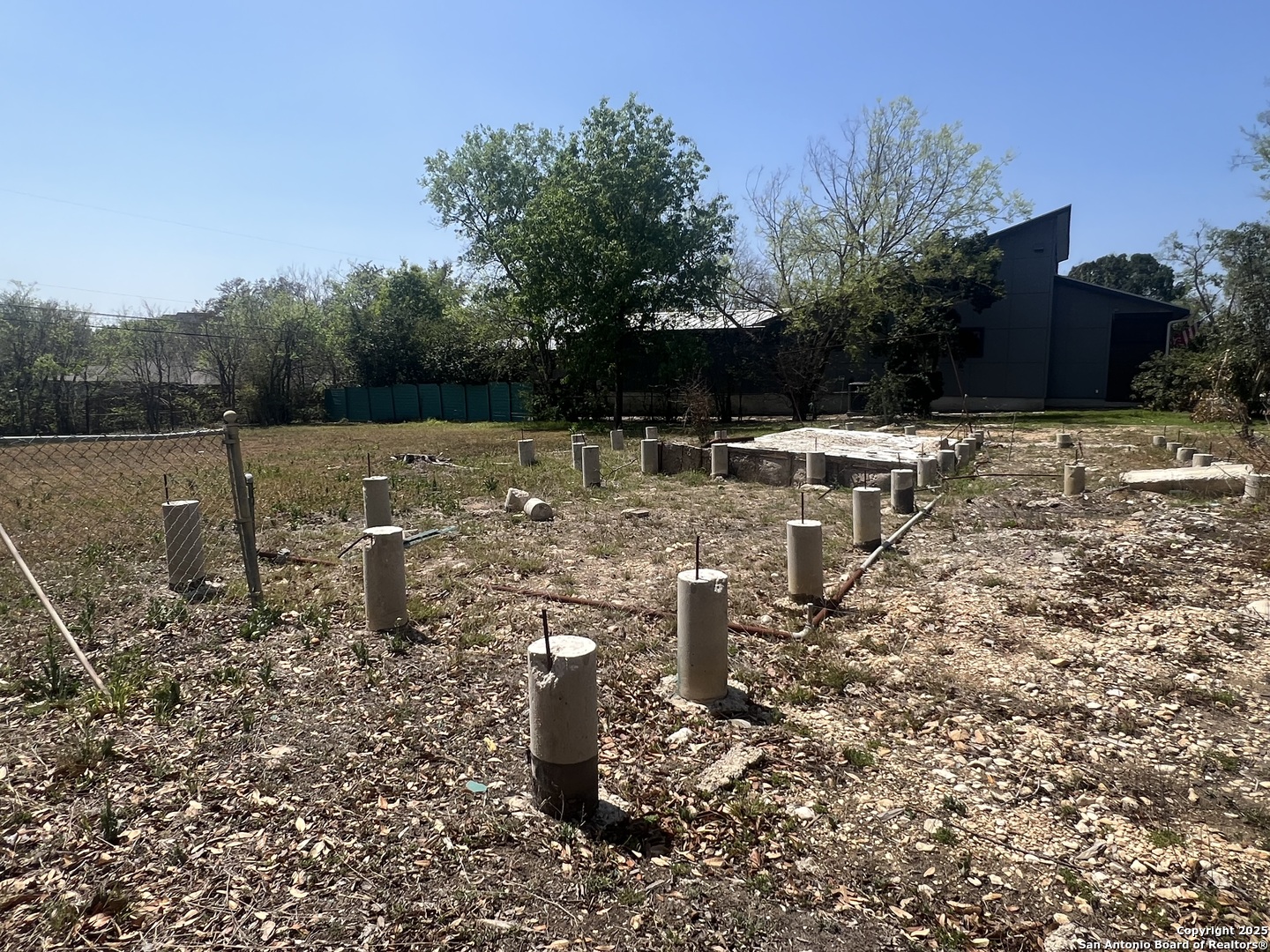 1134 Garraty Road Terrell Hills, TX 78209 - Photo 8 of 10