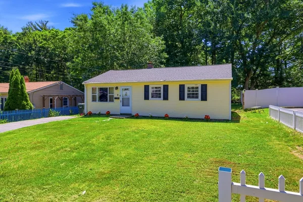 $259,900 | 9 Woodcliff Street, Springfield, MA 01111
