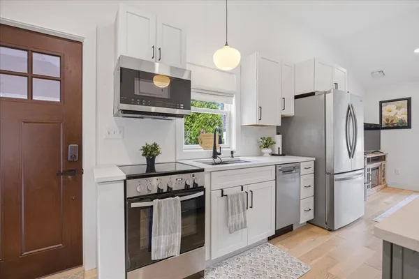 $1,275,000 | 2 Commons Drive, Carver, MA 02330