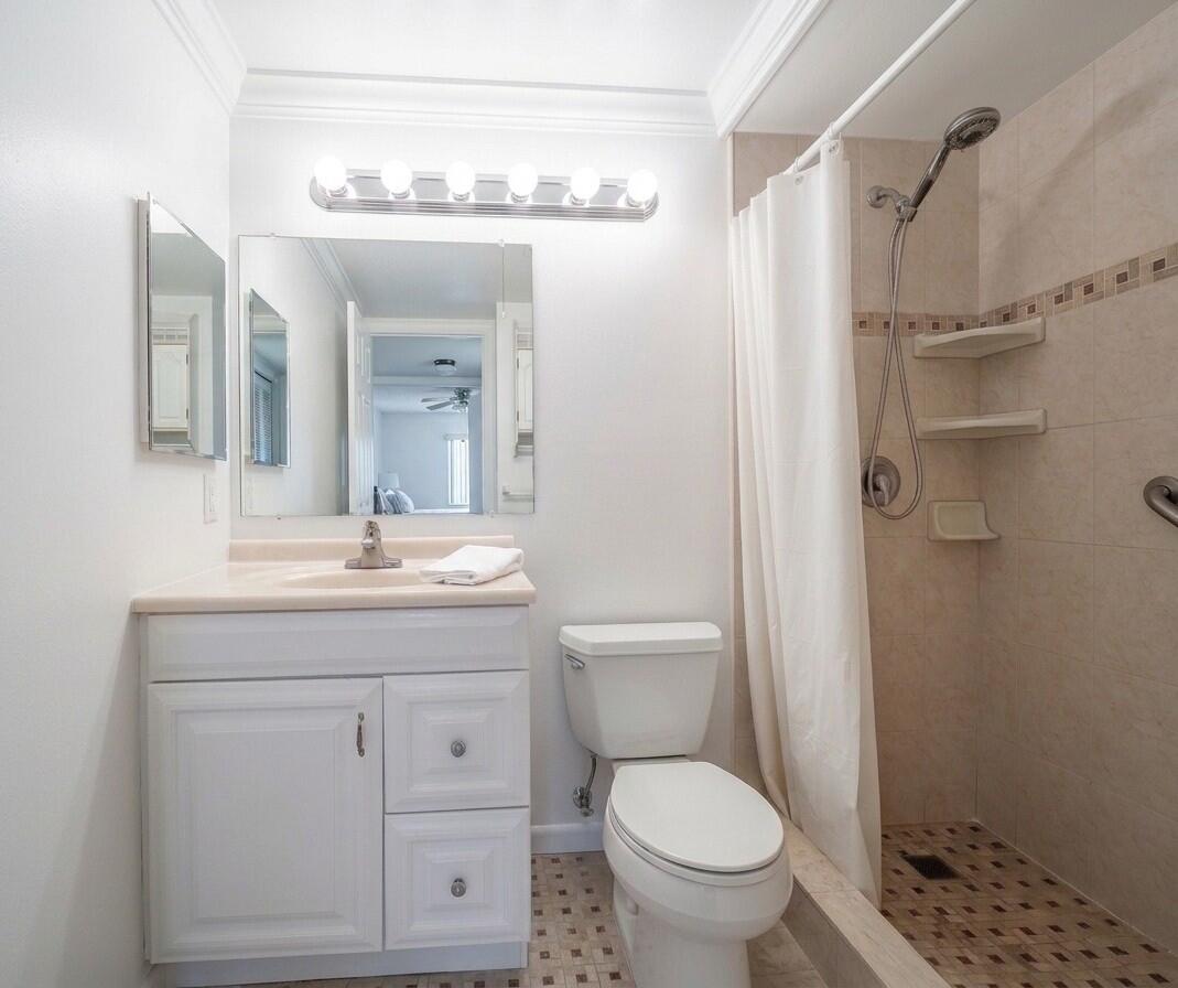 327 Pine Ridge Circle, Unit B2 Greenacres, FL 33463 - Photo 8 of 18 Bathroom Primary