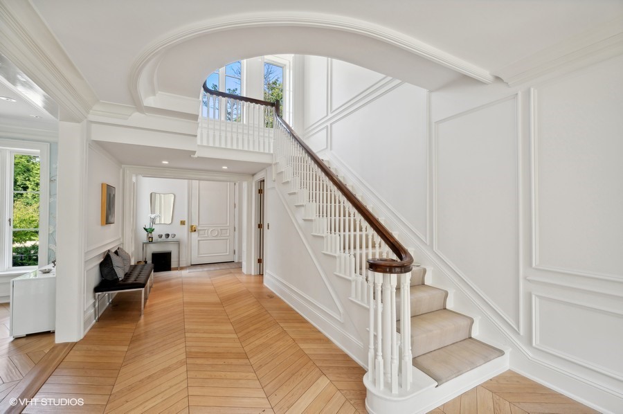 40 Woodley Road Winnetka, IL 60093 - Photo 34 of 60 a view of entryway and hall with wooden floor