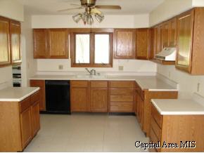 6085 Old Salem Road Springfield, IL 62711 - Photo 3 of 7 Gallery Image 3