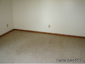 6085 Old Salem Road Springfield, IL 62711 - Photo 5 of 7 Gallery Image 5