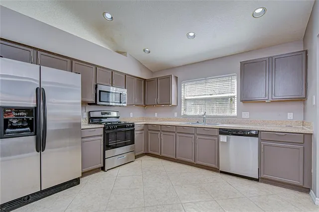 $2,350 | 29019 Old Marsh End, Wesley Chapel, FL 33543