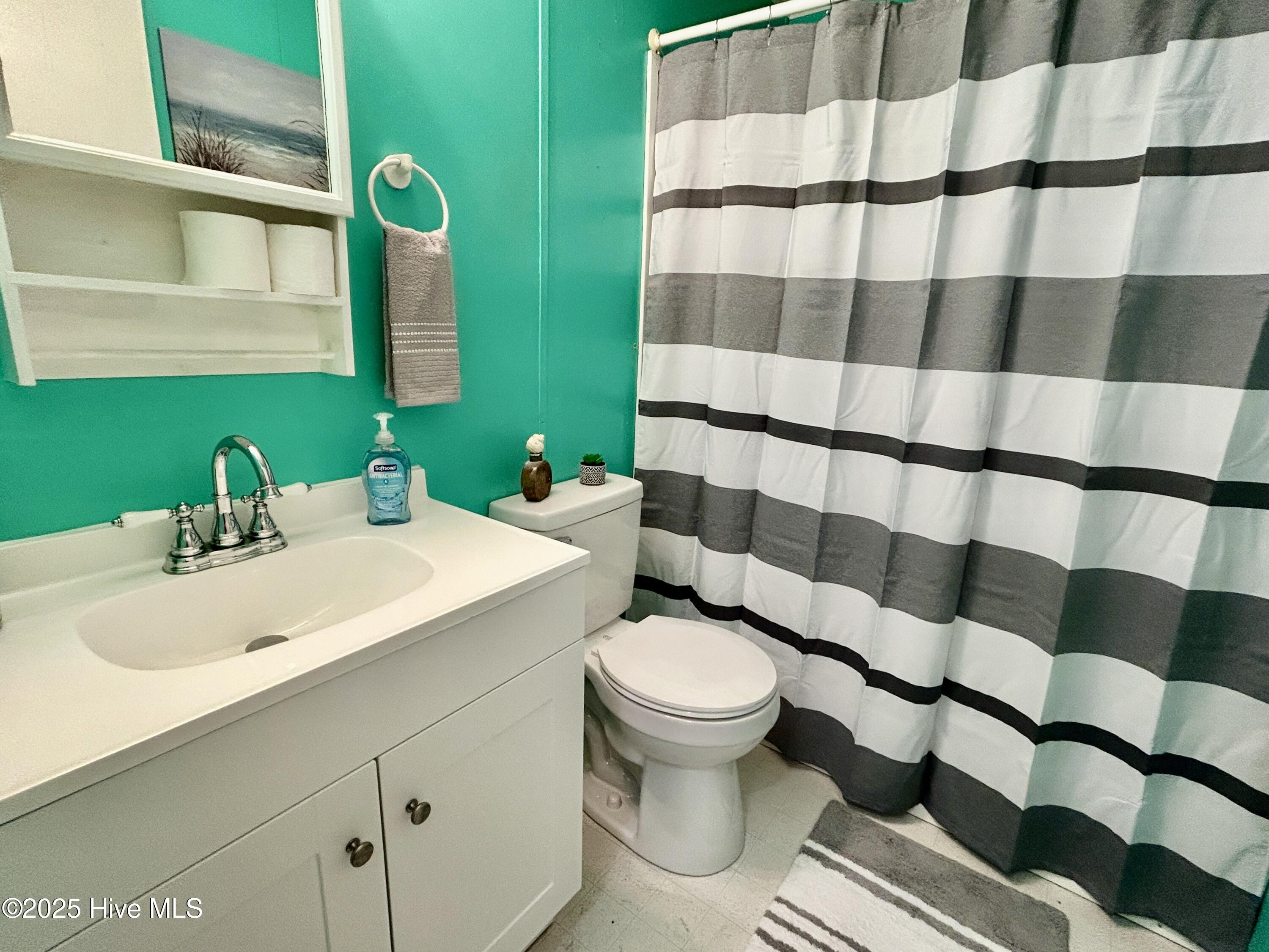 101 Dudley Farm Road Scotland Neck, NC 27874 - Photo 30 of 45 hall bath