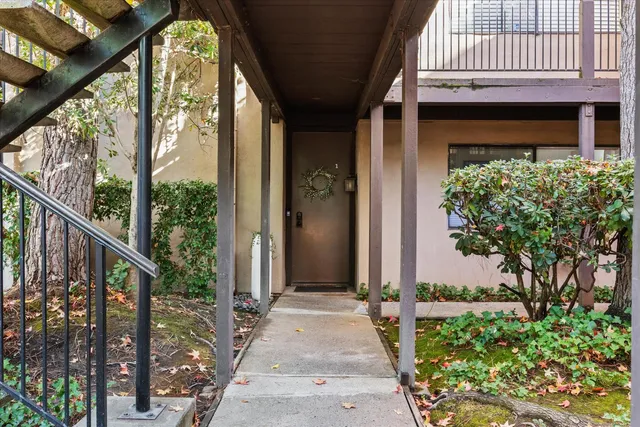 $279,000 | 608 Woodside Sierra, Unit 1, Sacramento, CA 95825
