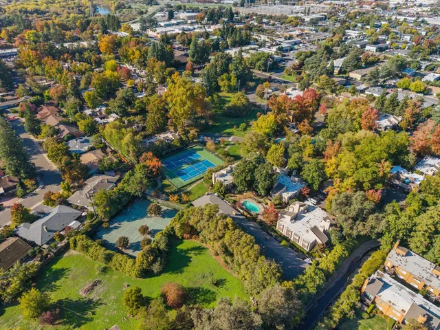 $279,000 | 608 Woodside Sierra, Unit 1, Sacramento, CA 95825