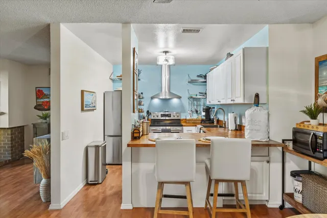 $279,000 | 608 Woodside Sierra, Unit 1, Sacramento, CA 95825