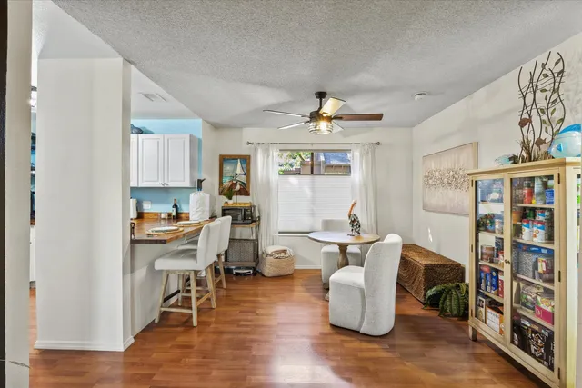 $279,000 | 608 Woodside Sierra, Unit 1, Sacramento, CA 95825