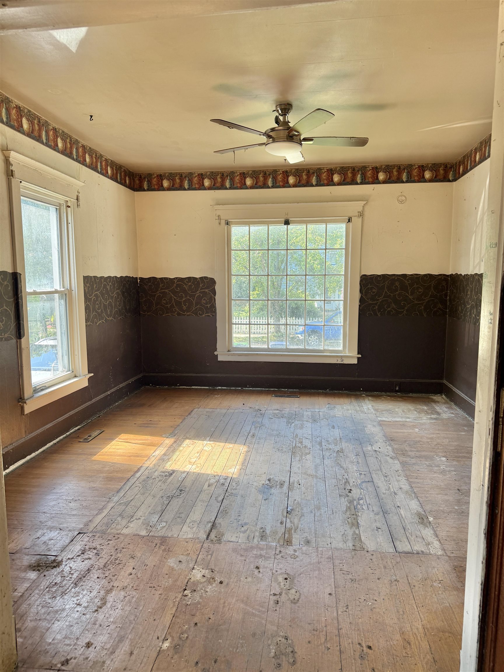 1811 9th Street Bay City, MI 48708 - Photo 2 of 22