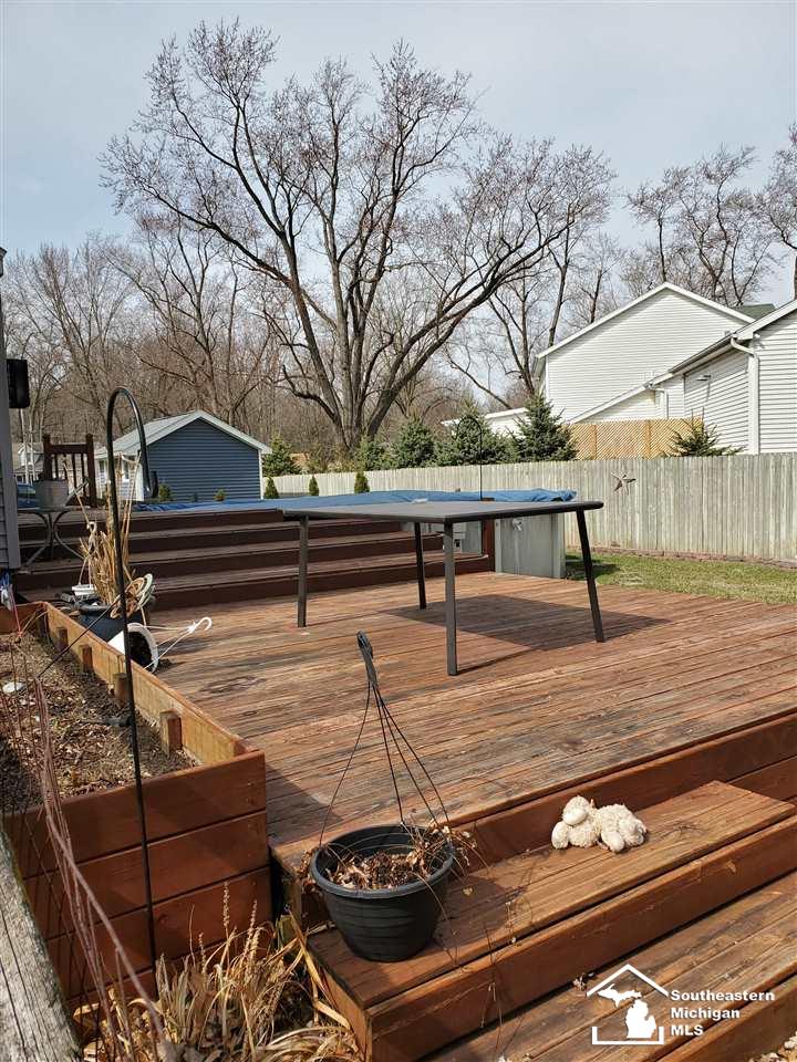 7836 Summerfield Road Lambertville, MI 48144 - Photo 19 of 27 DECK