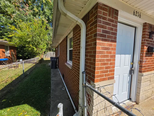 $999 | 6216 Eastridge Drive, Indianapolis, IN 46219