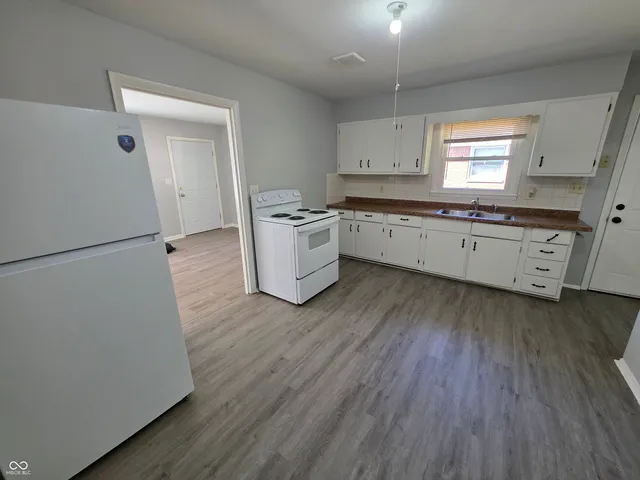 $999 | 6216 Eastridge Drive, Indianapolis, IN 46219