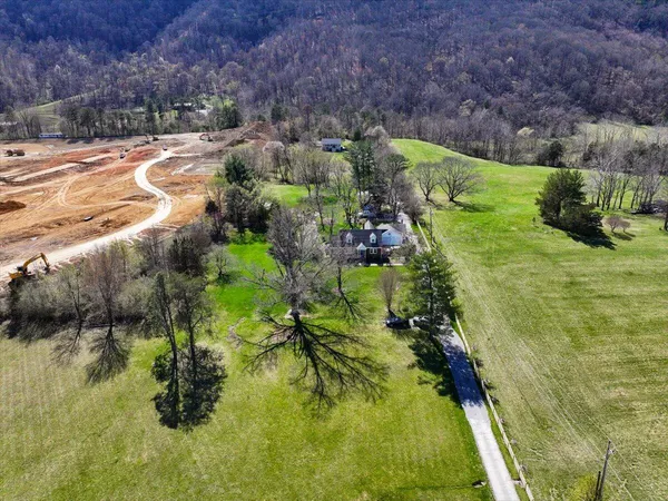 $464,995 | 779 Catawba Road, Daleville, VA 24083