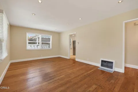 $1,150,000 | 80 South Seaward Avenue, Ventura, CA 93003