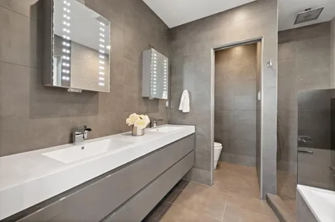 $2,499,000 | 953 Lupin Way, San Carlos, CA 94070