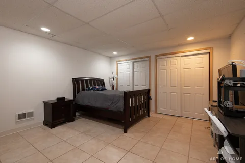 $599,999 | 3204 Owl Drive, Rolling Meadows, IL 60008