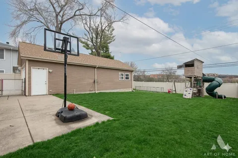 $599,999 | 3204 Owl Drive, Rolling Meadows, IL 60008