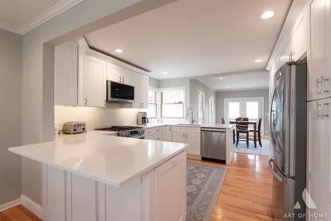 $599,999 | 3204 Owl Drive, Rolling Meadows, IL 60008