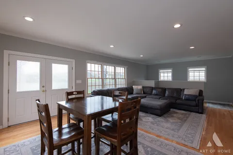 $599,999 | 3204 Owl Drive, Rolling Meadows, IL 60008