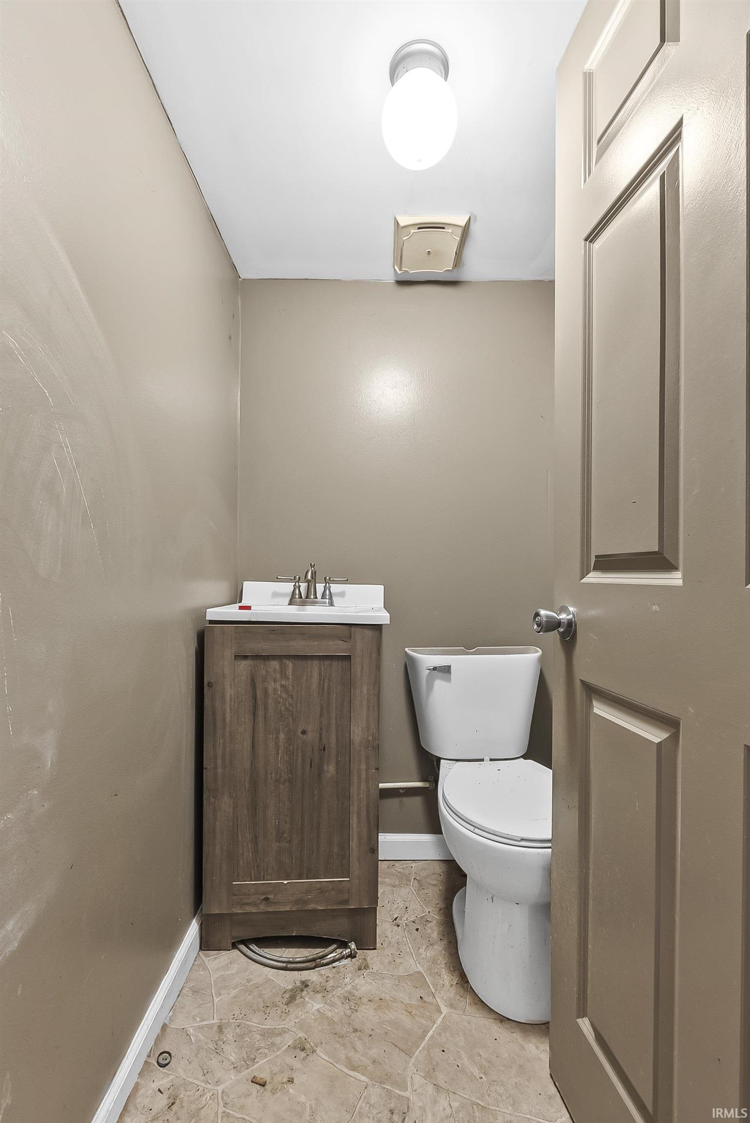 1024 Eckart Street Fort Wayne, IN 46806 - Photo 13 of 25