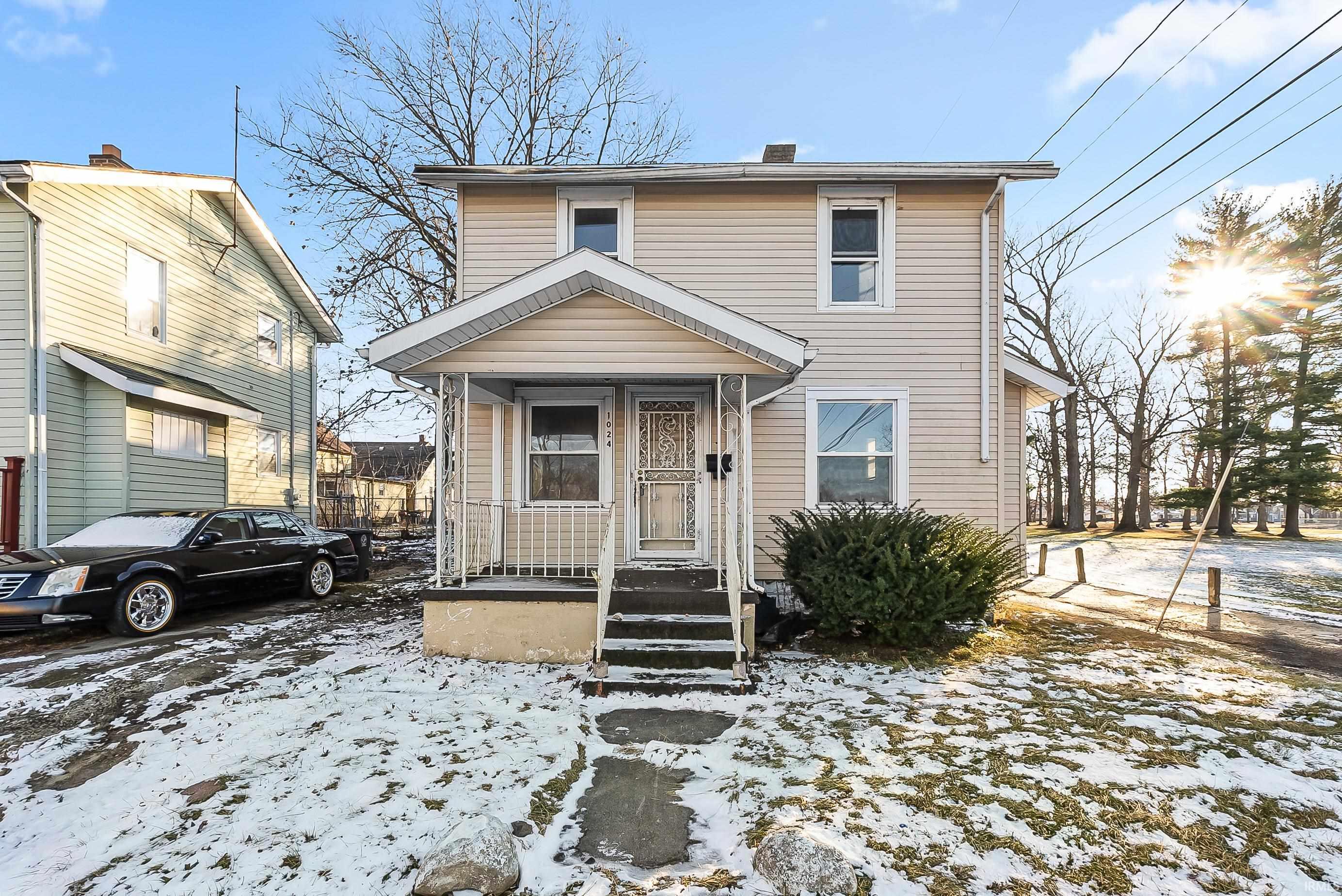 1024 Eckart Street Fort Wayne, IN 46806 - Photo 2 of 25