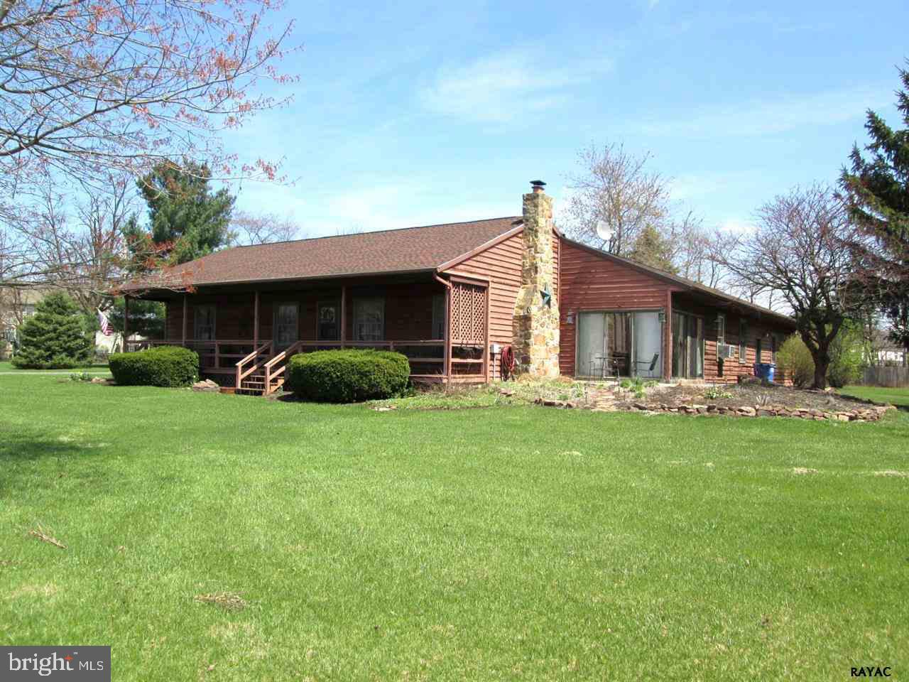 1335 Hickory Road Littlestown, PA 17340 - Photo 2 of 11