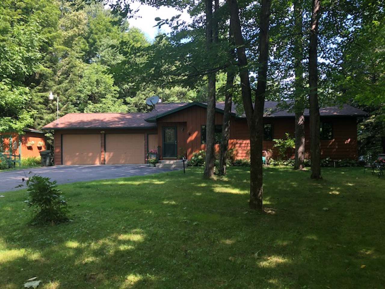 6998 Wildwood Lane Rhinelander, WI 54501 - Photo 1 of 45 Gallery Image 1