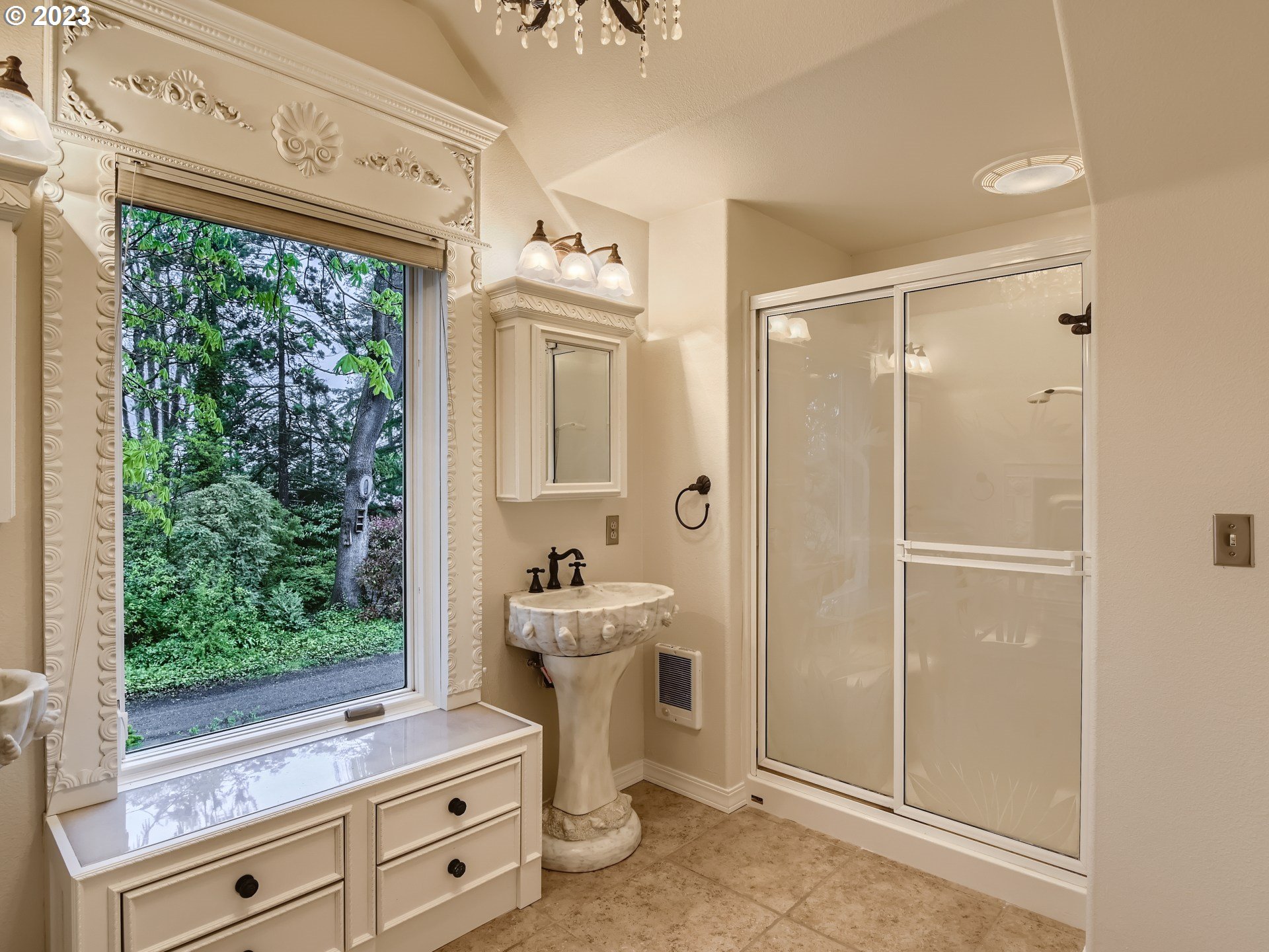 32062 South Barlow Road Canby, OR 97013 - Photo 26 of 33 a bathroom with a sink a mirror and a shower