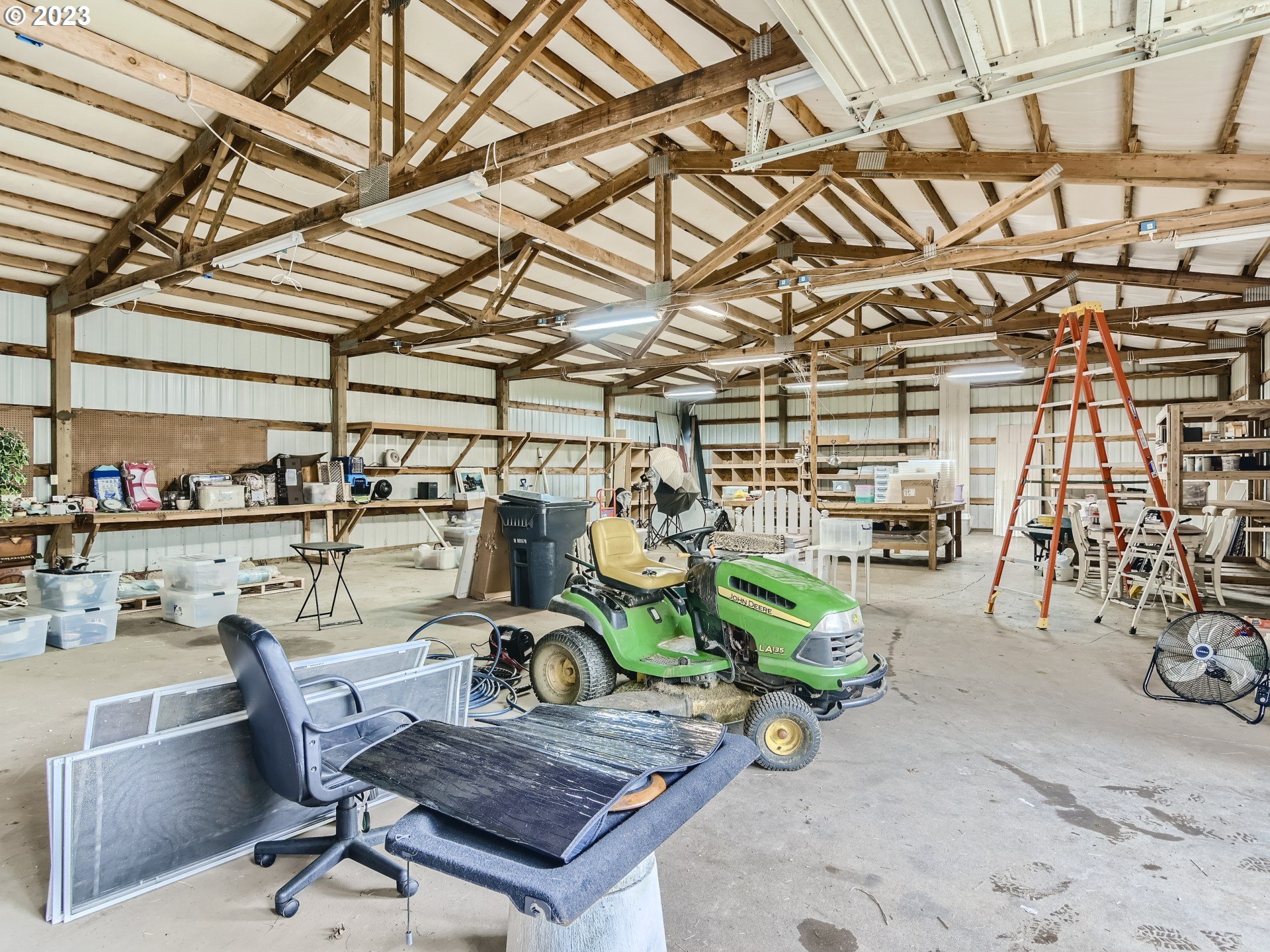 32062 South Barlow Road Canby, OR 97013 - Photo 32 of 33 a view of a room with gym equipment