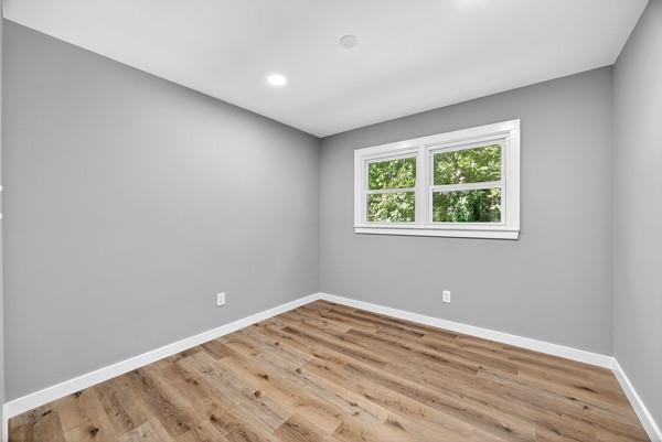 1864 Glen Echo Drive Decatur, GA 30032 - Photo 25 of 38 a view of room with window