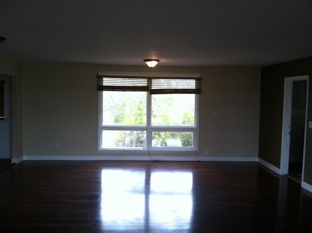 2295 Church Road Aurora, IL 60505 - Photo 3 of 24