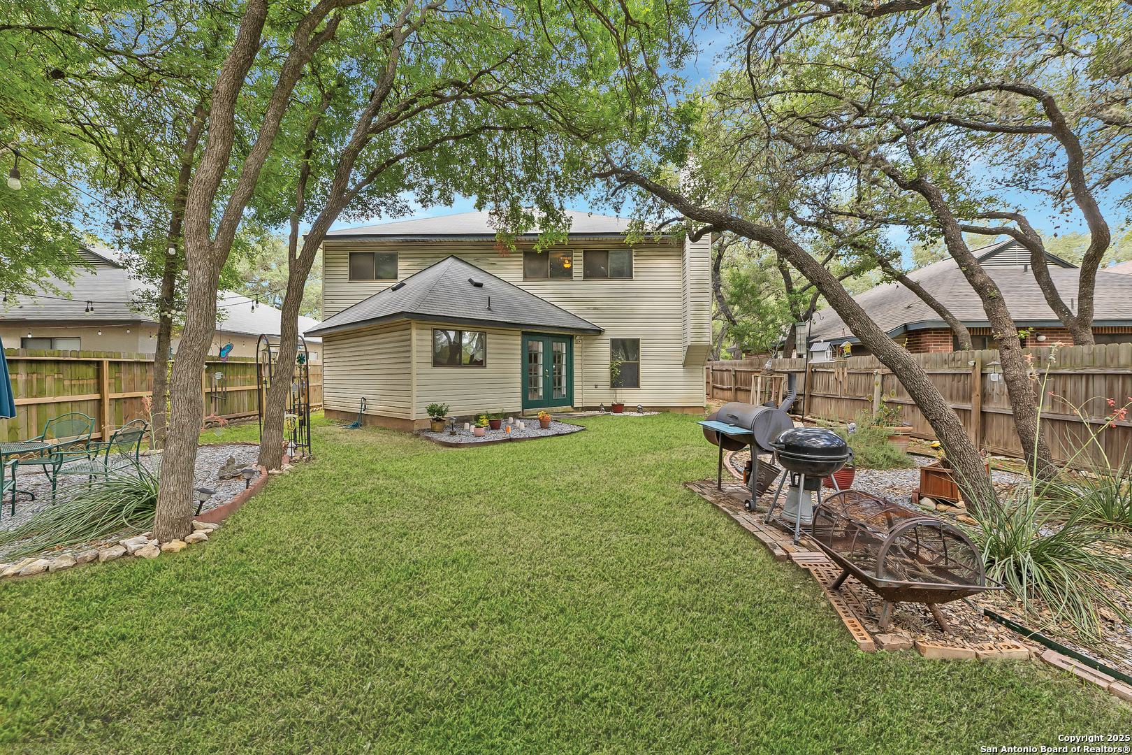 8922 Rue De Lis San Antonio, TX 78250 - Photo 3 of 22