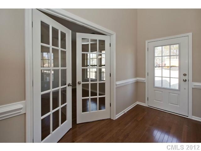 645 Reliance Court, Unit 26 Tega Cay, SC 29708 - Photo 3 of 16 Gallery Image 3