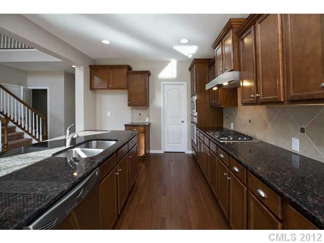645 Reliance Court, Unit 26 Tega Cay, SC 29708 - Photo 7 of 16 Gallery Image 7