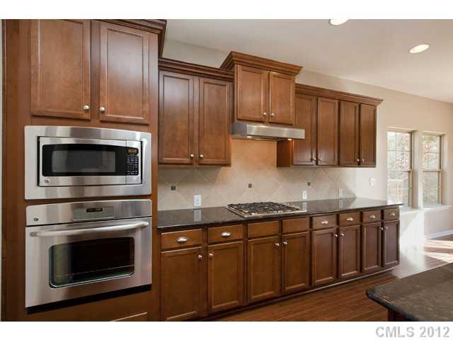 645 Reliance Court, Unit 26 Tega Cay, SC 29708 - Photo 8 of 16 Gallery Image 8