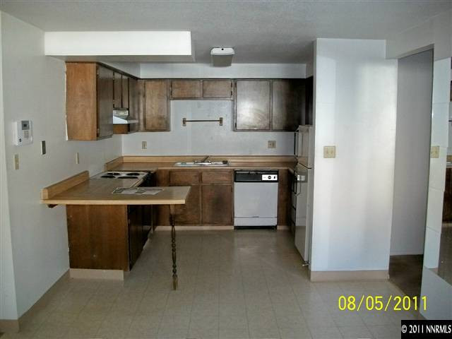 5212 Echo Avenue Reno, NV 89506 - Photo 4 of 13 Photo 4